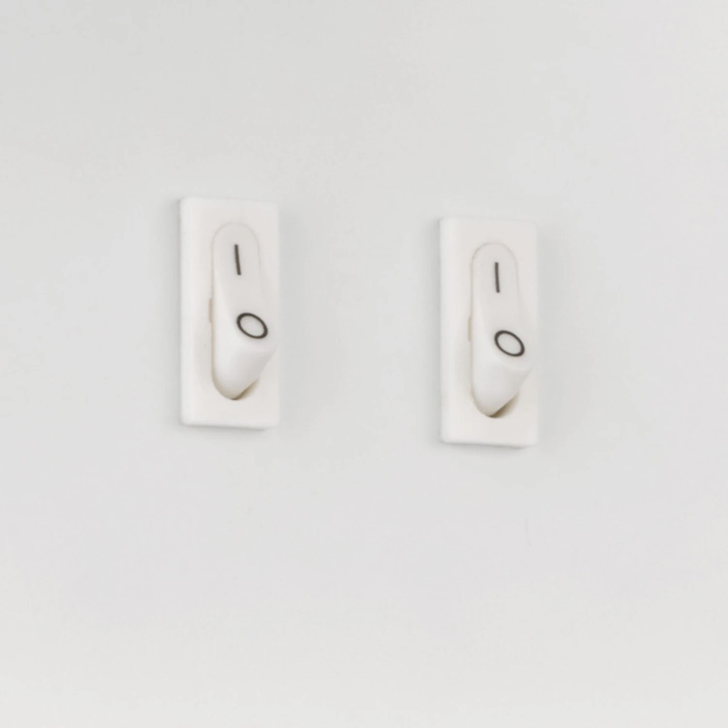 Aplique LED Mila Con 2 Interruptores, Blanco 4 Aplique LED Mila Con 2 Interruptores, Blanco - Imagen 4