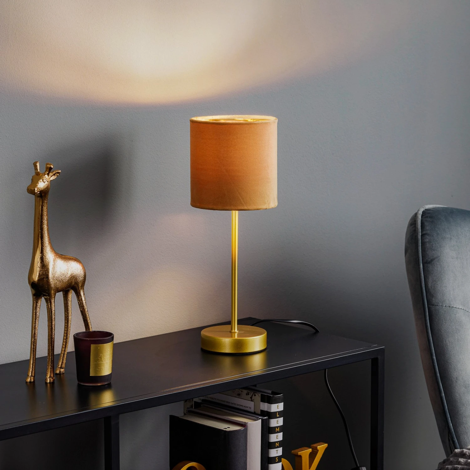 Lámpara De Mesa Aura, Pie Oro, Amarillo/oro 1 Lámpara De Mesa Aura, Pie Oro, Amarillo/oro